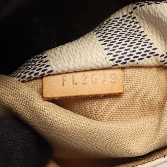 LOUIS VUITTON White Damier Leather Tote Bag - Picture 5 of 12